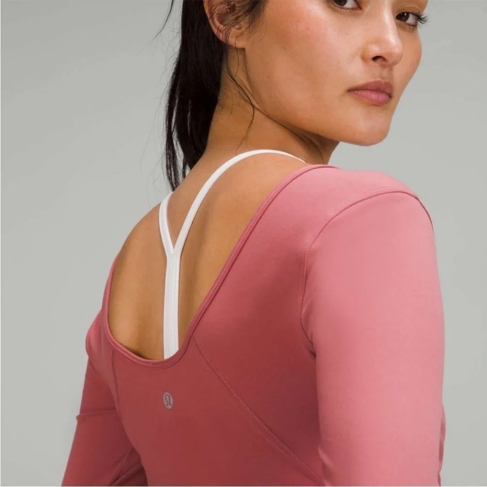 Lululemon ATHLETICA Align LONG SLEEVE V NECK CROP TOP SHIRT SIZE 8